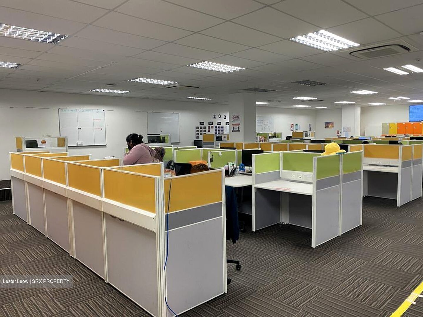 Commonwealth MRT (D3), Factory #461008351